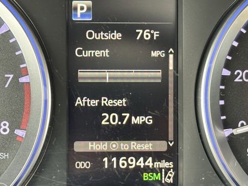 Used 2018 Toyota Highlander XLE image 16