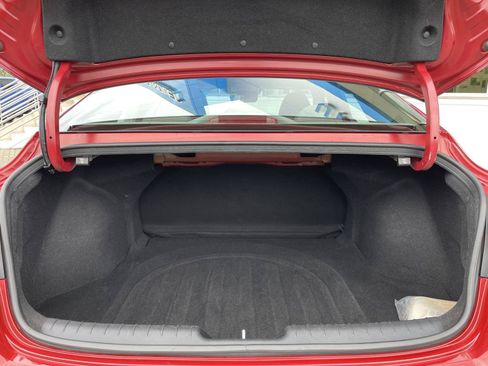 Used 2024 Hyundai Elantra SEL FWD image 32