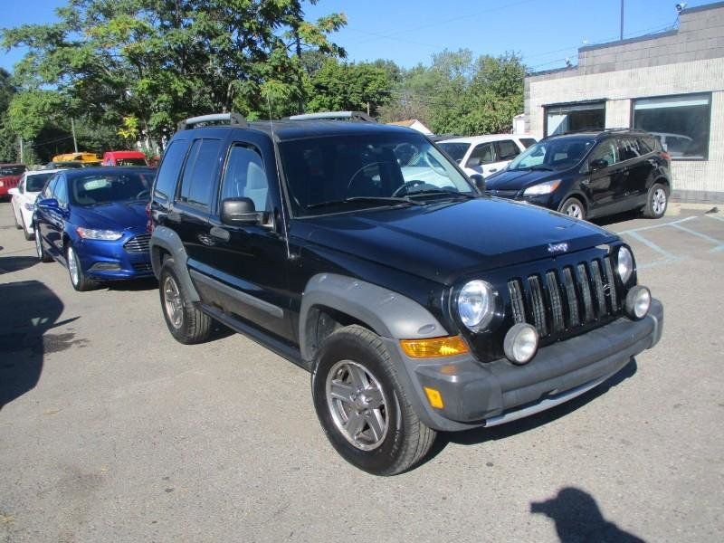 Used 2005 Jeep Liberty Renegade AWD/4WD image 1