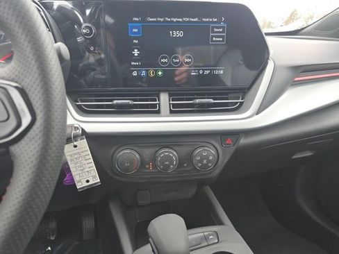 New 2026 Chevrolet Trax RS w/ Sunroof Package image 10