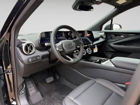 New 2026 Chevrolet Blazer EV LT AWD/4WD image 14