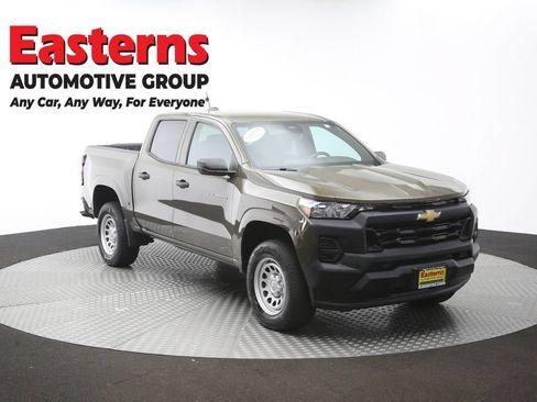 Used 2023 Chevrolet Colorado W/T RWD image 47
