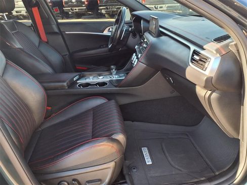 Used 2022 Genesis G70 3.3T w/ Sport Advanced Package image 12