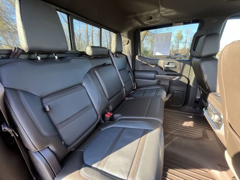 Certified 2019 GMC Sierra 1500 Denali w/ Technology Package image 28