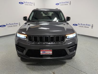 Used 2023 Jeep Grand Cherokee Laredo