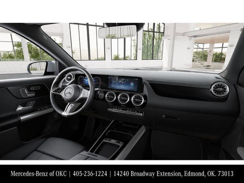 New 2026 Mercedes-Benz GLA 250 4MATIC image 6