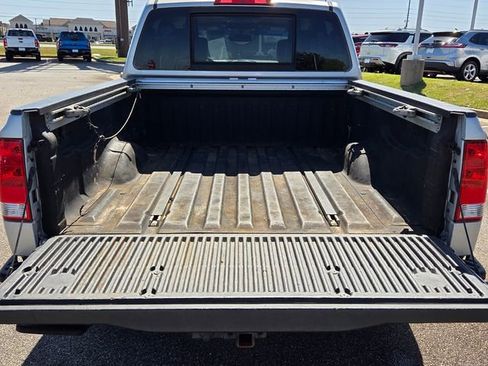 Used 2012 Nissan Titan SL image 13