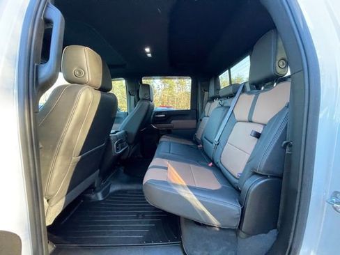 Used 2022 Chevrolet Silverado 2500 High Country image 22