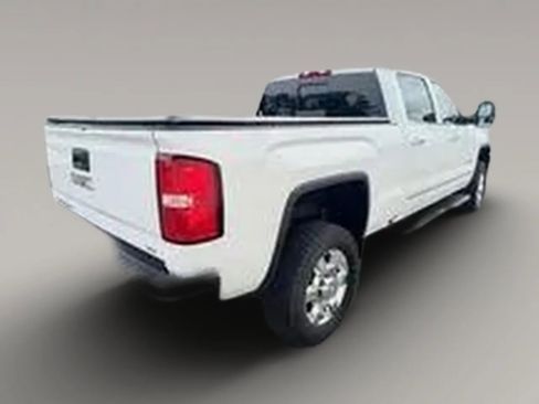 Used 2018 GMC Sierra 3500 SLT w/ Duramax Plus Package AWD/4WD image 6