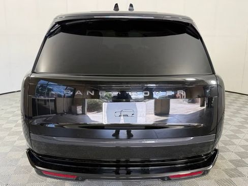Used 2024 Land Rover Range Rover SE AWD/4WD image 7