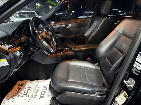 Used 2013 Mercedes-Benz E 350 4MATIC Wagon image 18