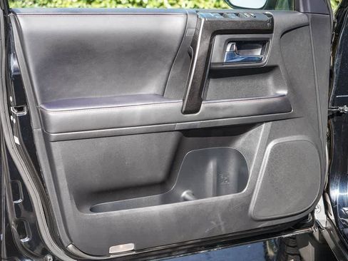 Used 2024 Toyota 4Runner TRD Off-Road Premium w/ Moonroof Package AWD/4WD image 21