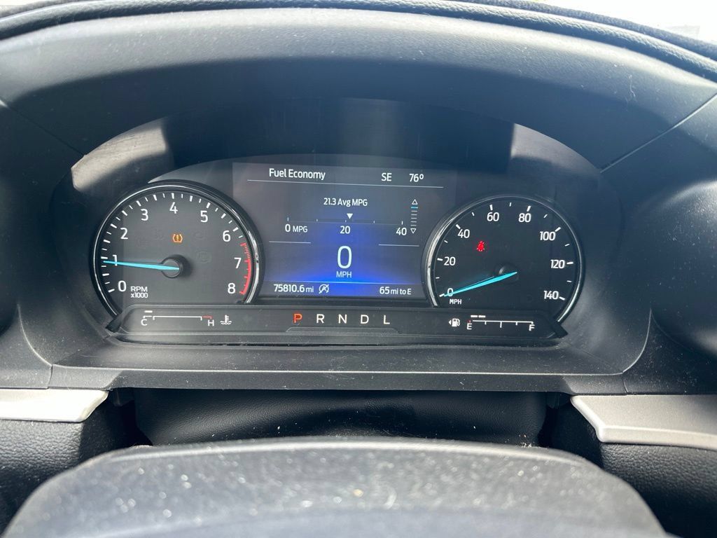 Used 2021 Ford Explorer XLT w/ Equipment Group 202A AWD/4WD image 20