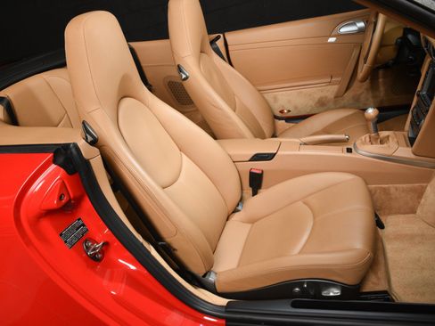 Used 2006 Porsche 911 Carrera 4S AWD/4WD image 32