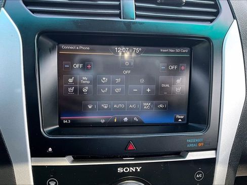 Used 2015 Ford Explorer Sport w/ Equipment Group 401A AWD/4WD image 33