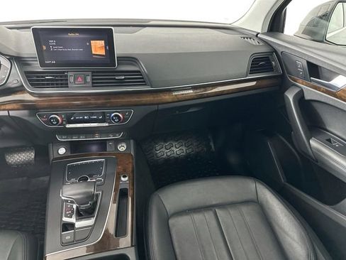 Used 2020 Audi Q5 2.0T Premium Plus w/ Premium Plus Package image 27
