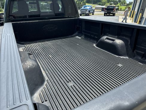 Used 2015 Ford F250 Lariat w/ Lariat Interior Package AWD/4WD image 7