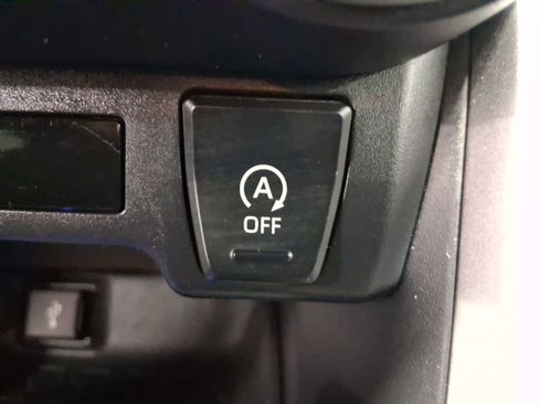 Used 2020 Toyota RAV4 XLE FWD image 29
