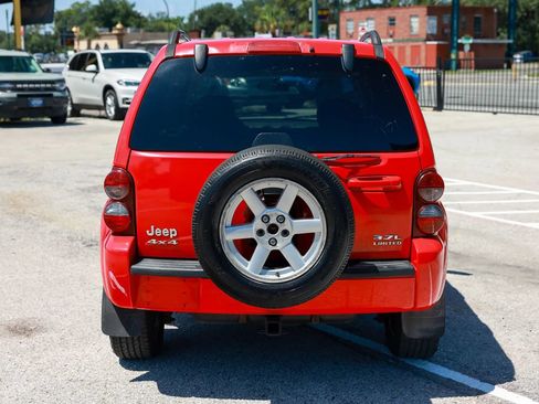 Used 2006 Jeep Liberty Limited AWD/4WD image 6