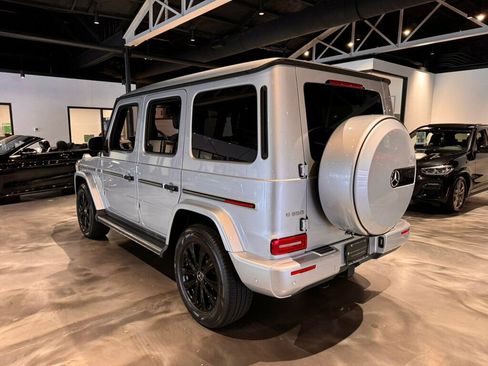 Used 2021 Mercedes-Benz G 550 image 3