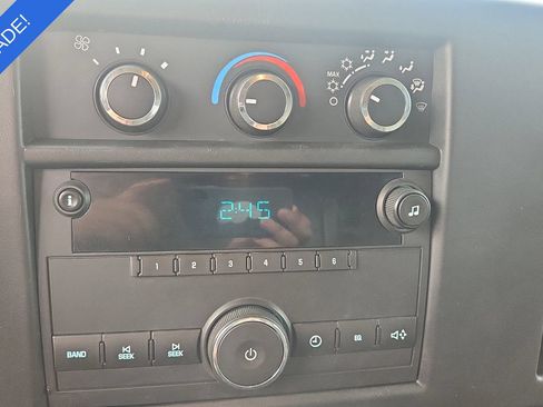 Used 2012 Chevrolet Express 2500 RWD image 15