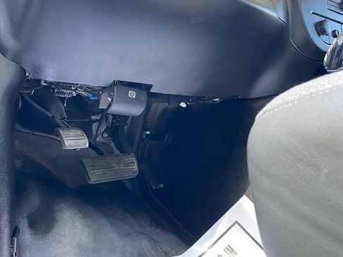 Used 2020 Chevrolet Express 3500 Extended w/ Driver Convenience Package RWD image 18