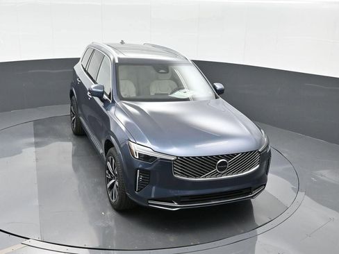 New 2026 Volvo XC90 B6 Core image 23