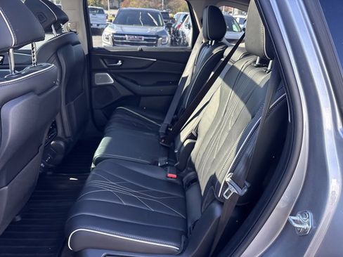 Used 2025 Acura MDX w/ Advance Package image 14