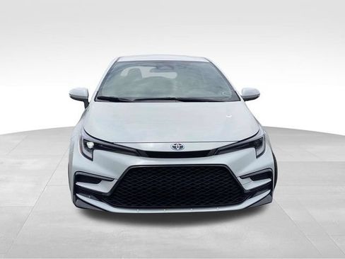 Used 2025 Toyota Corolla SE FWD image 12