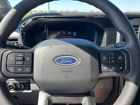 New 2026 Ford F250 XLT w/ XLT Premium Package image 10