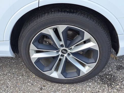 Used 2021 Audi Q7 3.0T Prestige image 30