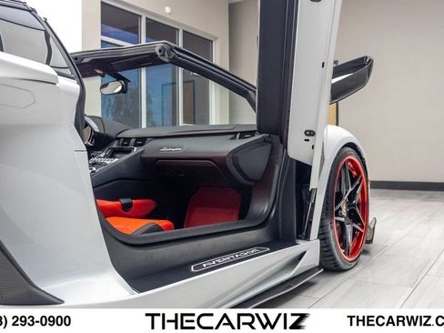 Used 2017 Lamborghini Aventador LP 700-4 AWD/4WD image 74