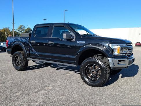 Used 2018 Ford F150 XLT image 2