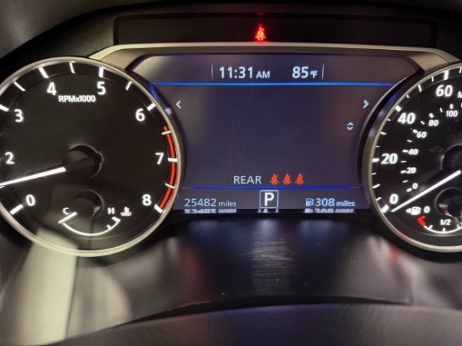 Used 2025 Nissan Altima 2.5 SV FWD image 21