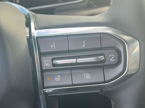 New 2026 GMC Canyon Denali image 19