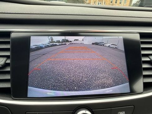 Used 2017 Buick LaCrosse Preferred FWD image 20