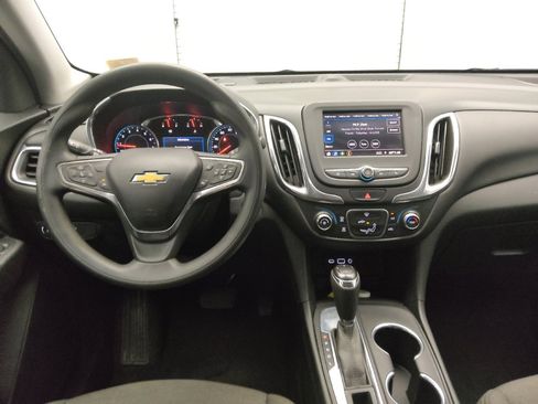 Used 2020 Chevrolet Equinox LT image 22
