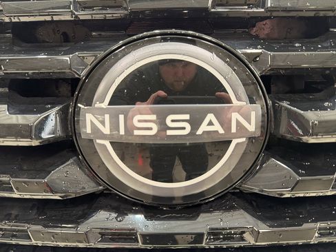 Used 2024 Nissan Kicks S image 8