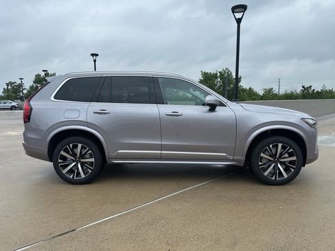 New 2026 Volvo XC90 B5 Core w/ Protection Package image 9