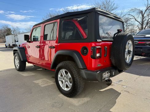 Used 2019 Jeep Wrangler Unlimited Sport S image 5
