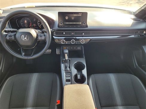 Certified 2025 Honda Civic Sport image 9