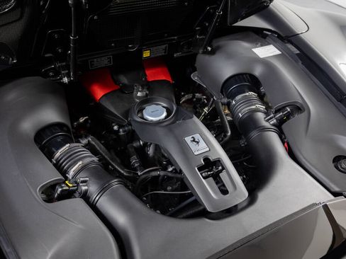 Used 2023 Ferrari F8 Tributo RWD image 65