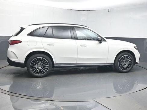 Used 2026 Mercedes-Benz GLC 300 image 8