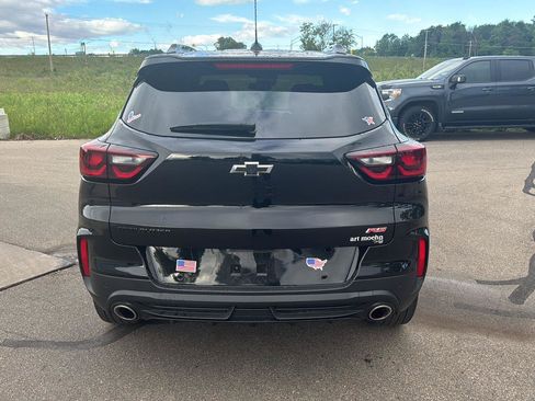 Used 2024 Chevrolet TrailBlazer RS w/ Driver Confidence Package FWD image 4
