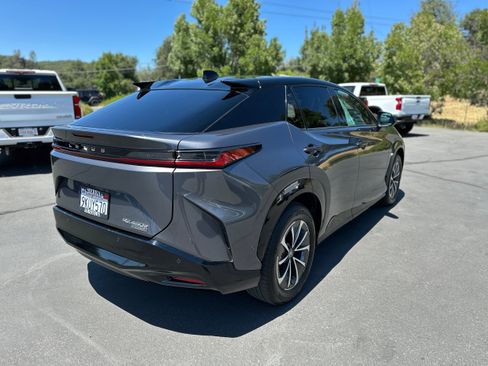 Used 2023 Lexus RZ 450e Premium image 6