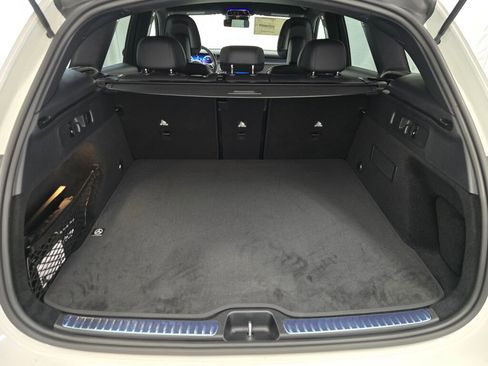 New 2025 Mercedes-Benz GLC 300 4MATIC image 12