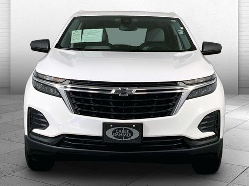 Used 2024 Chevrolet Equinox LS AWD/4WD image 2