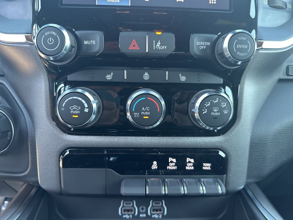New 2026 RAM 1500 Big Horn AWD/4WD image 20