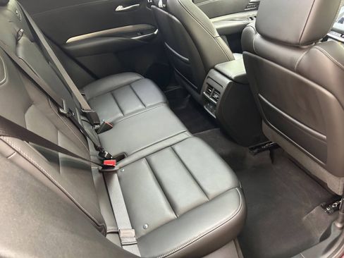 Used 2019 Cadillac XT4 Premium Luxury AWD/4WD image 18