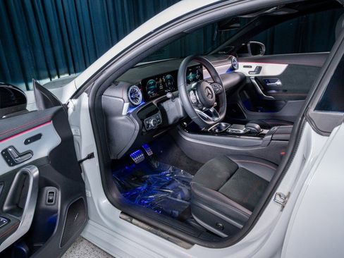 Certified 2023 Mercedes-Benz CLA 250 image 12